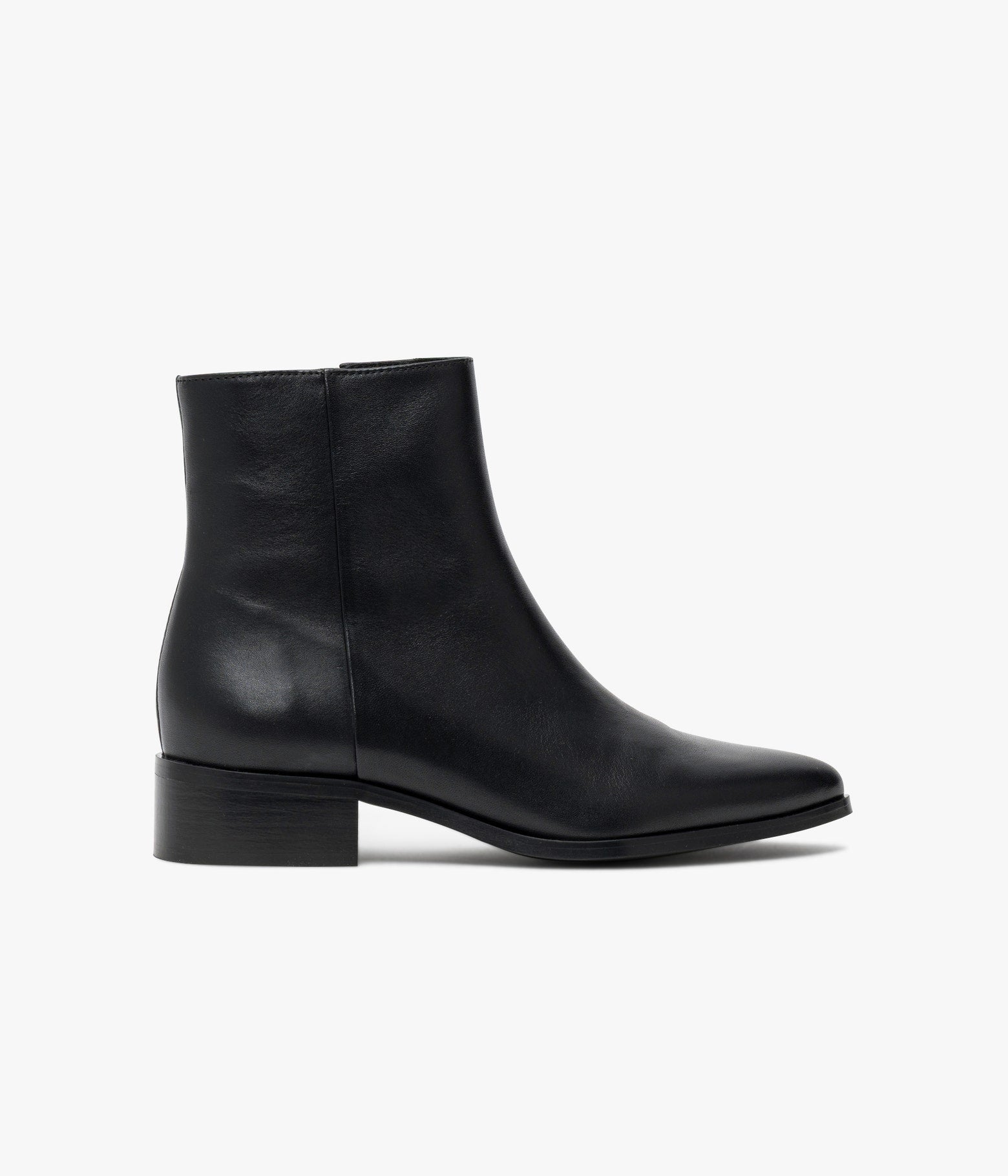 Marylis black ankle boots